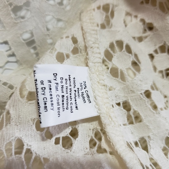 Weston Anthropologie Ivory Lace embroidered top Size Small - Picture 9 of 10